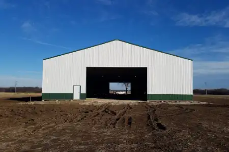 pole barn kit type horse barn